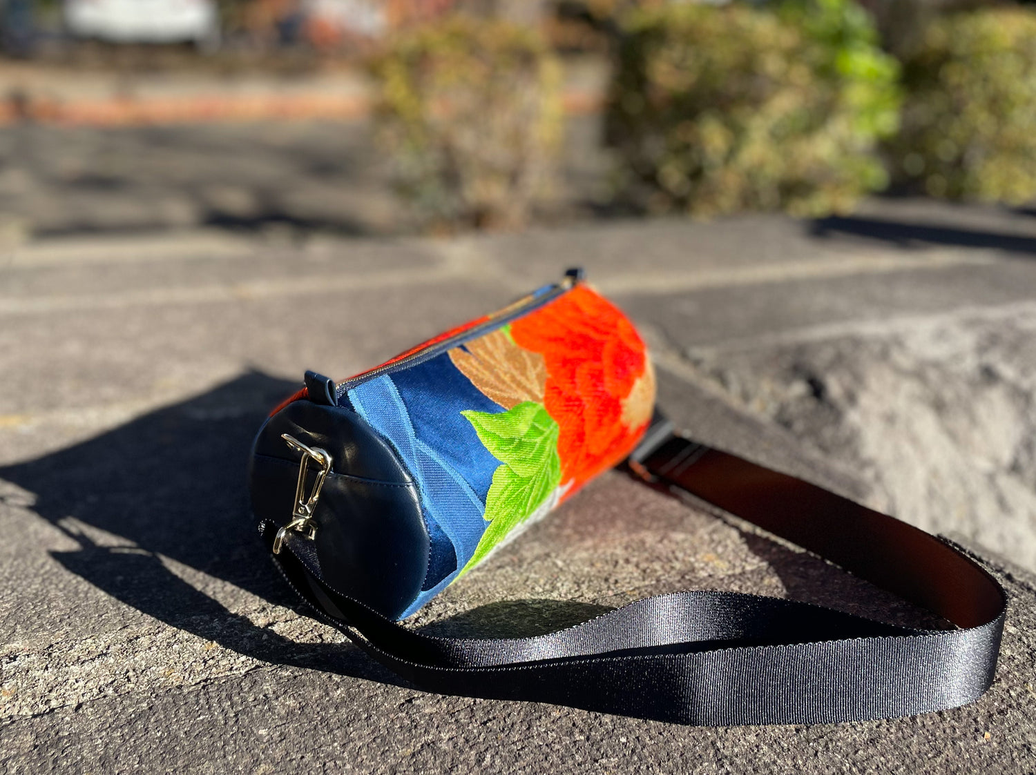 Cylinder Shoulder Bag【Neru】 筒型シリンダーバッグ【寧流】