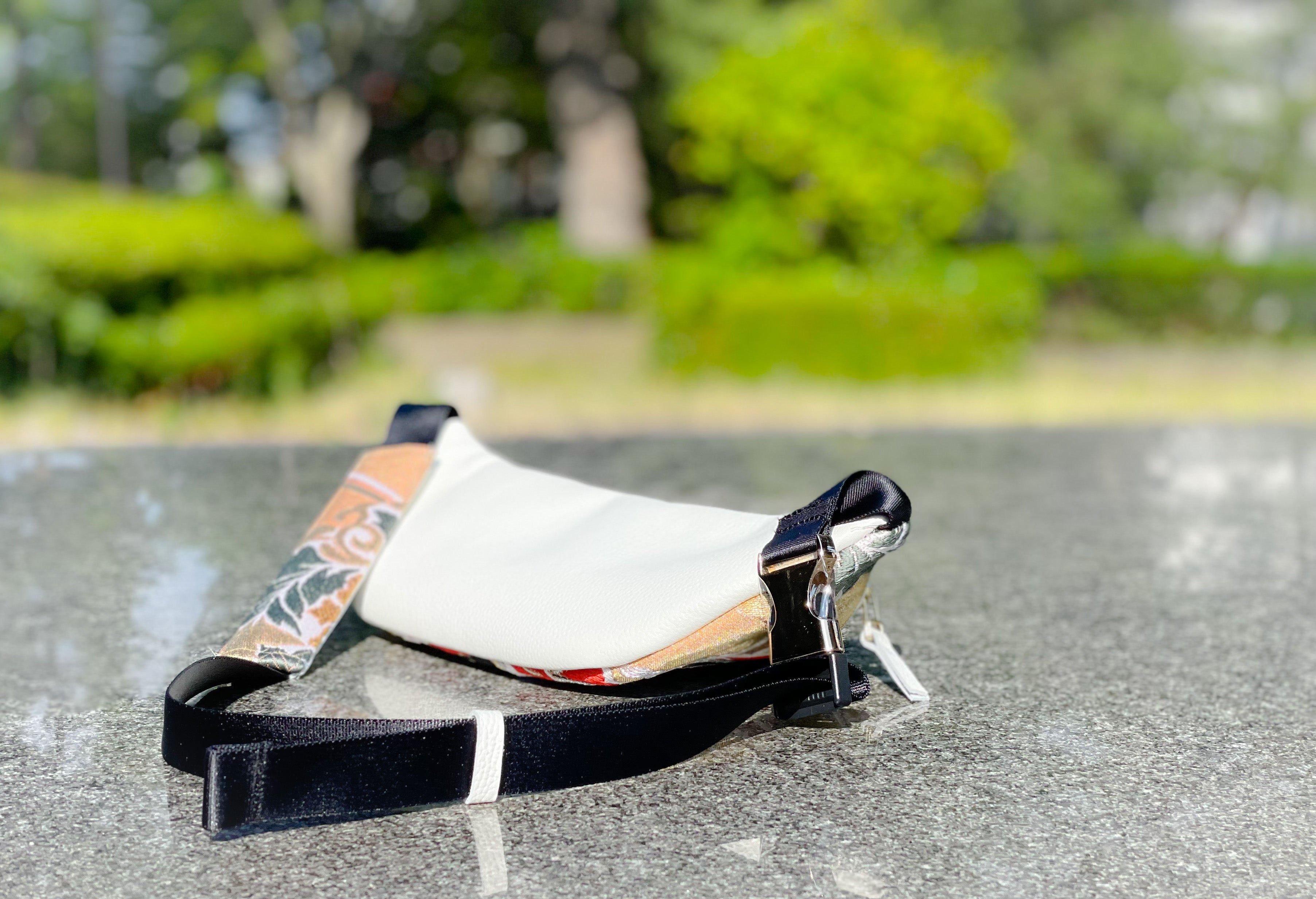 Waist・Cross-body Bag【Kinchou】クロスボディーバッグ【金鳥】