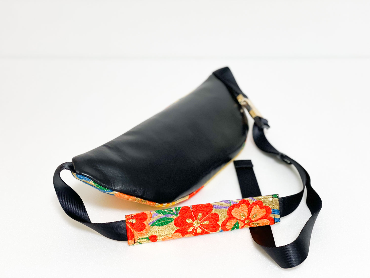 Waist・Cross-body Bag【Kazuki】クロスボディーバッグ【和寿】