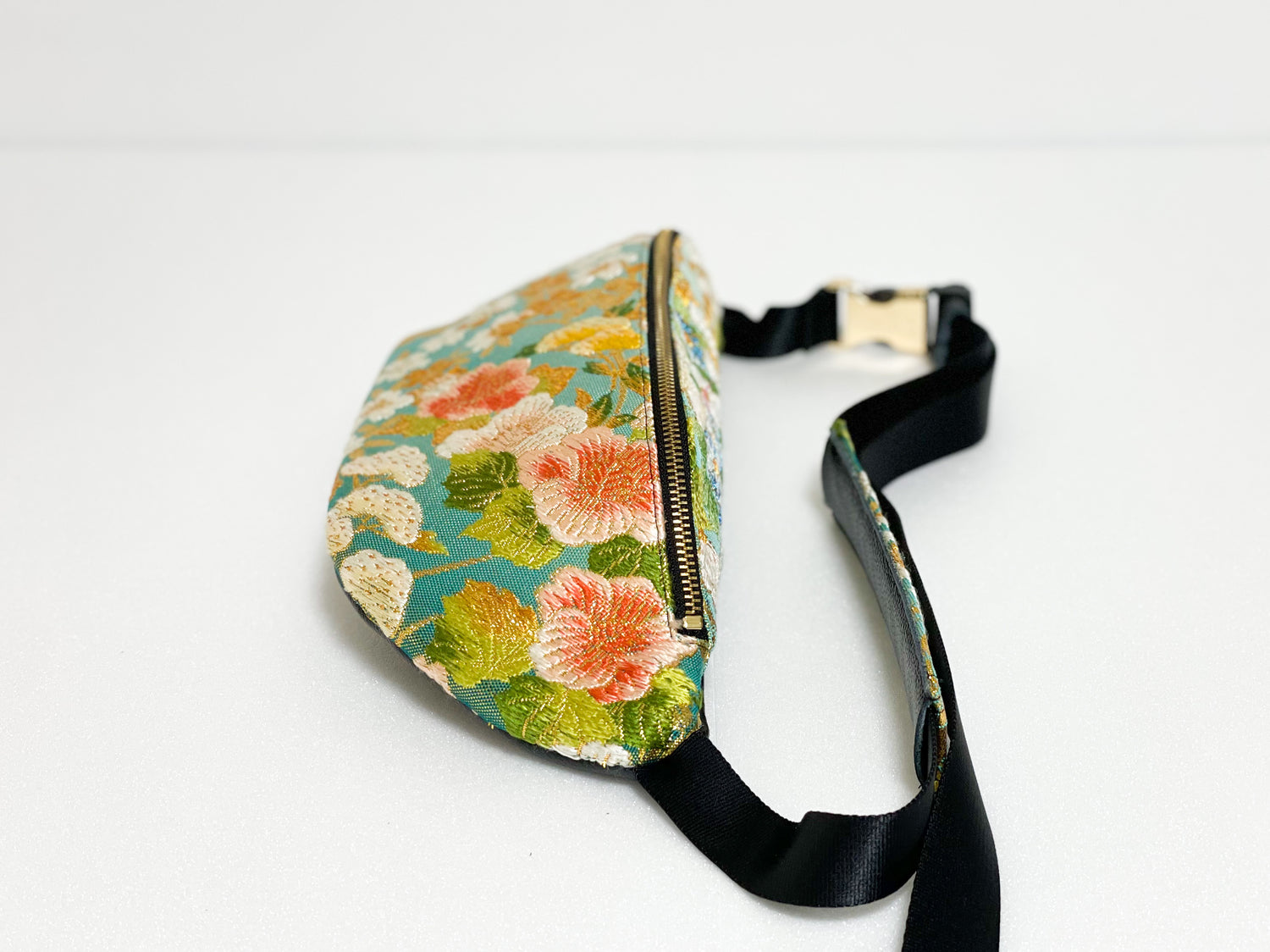 Waist・Cross-body Bag【Ouju】クロスボディーバッグ【桜寿】