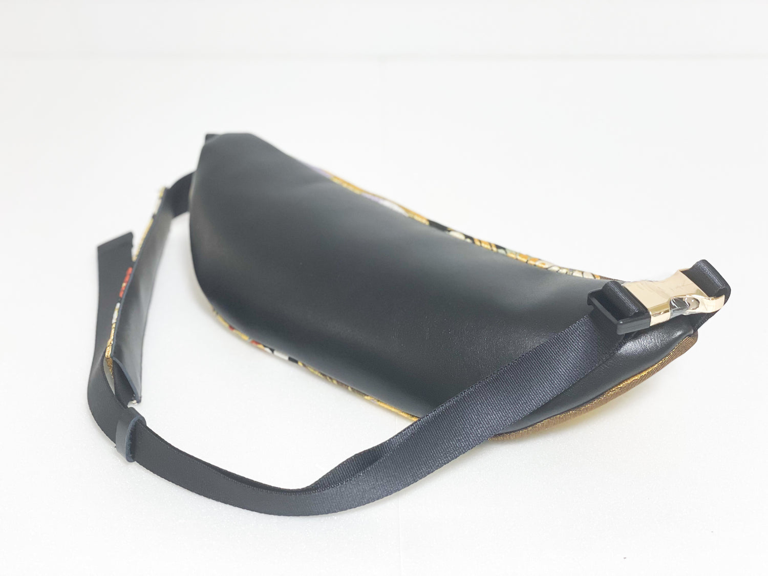 Waist・Cross-body Bag【Hananoi】クロスボディーバッグ【花野井】