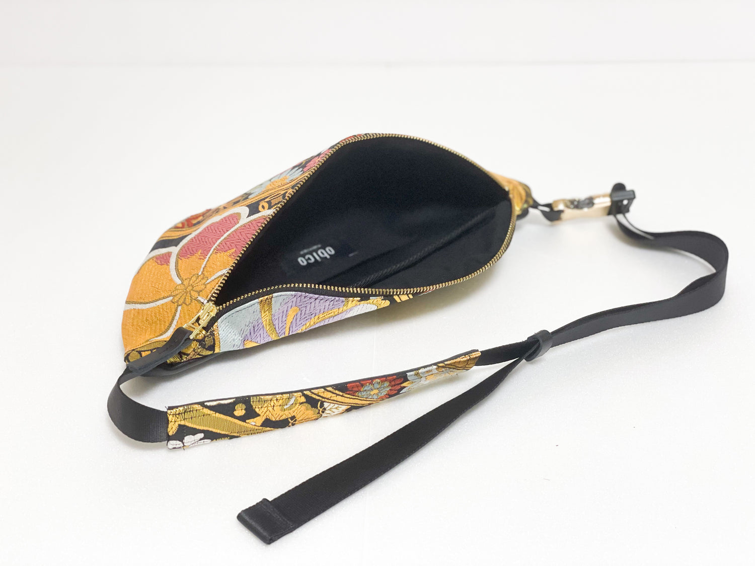 Waist・Cross-body Bag【Hananoi】クロスボディーバッグ【花野井】