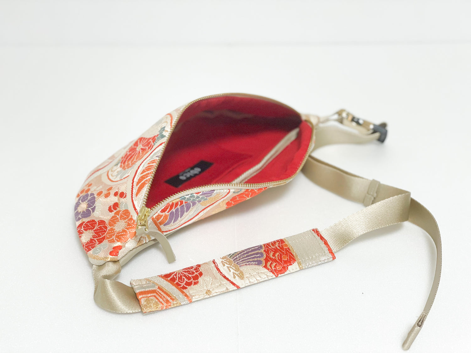 Waist・Cross-body Bag【Kiima】クロスボディーバッグ【紀伊馬】