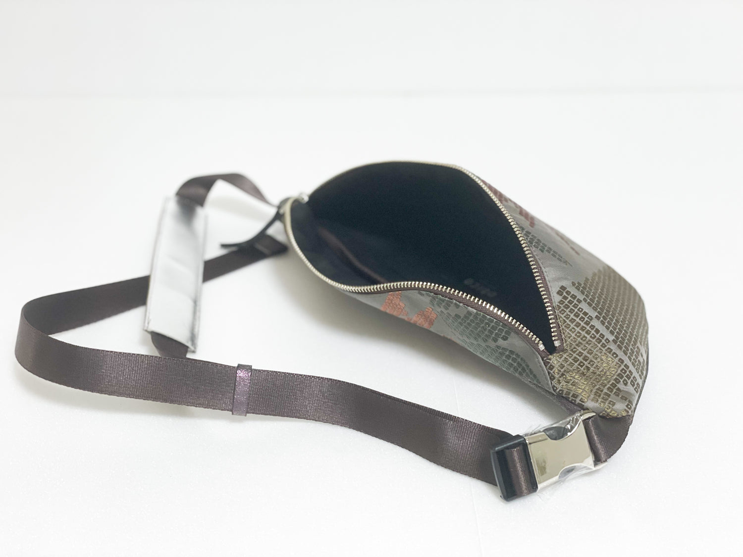 Waist・Cross-body Bag【Kutou】クロスボディーバッグ【久東】