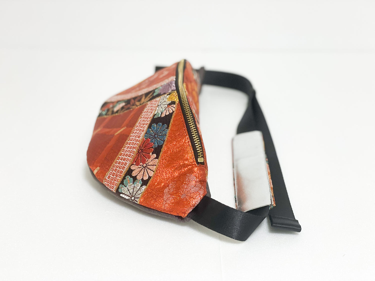 Waist・Cross-body Bag【Mebuki】クロスボディーバッグ【芽蕗】