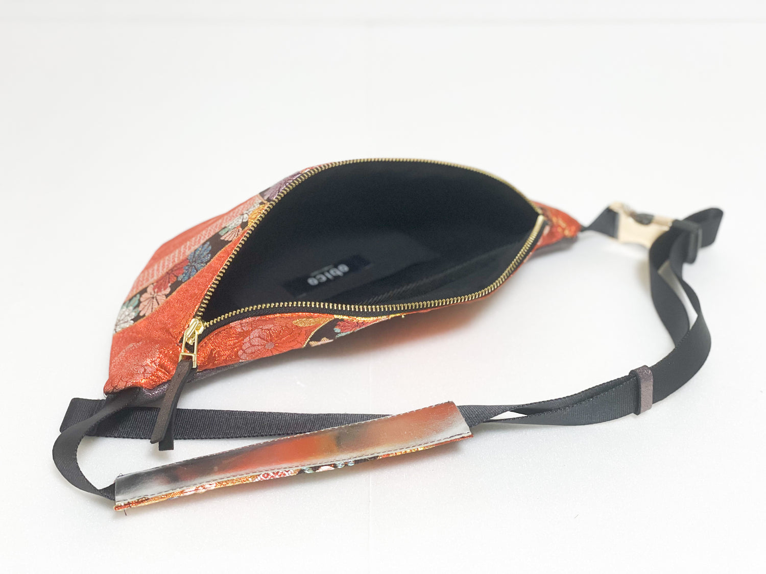 Waist・Cross-body Bag【Mebuki】クロスボディーバッグ【芽蕗】