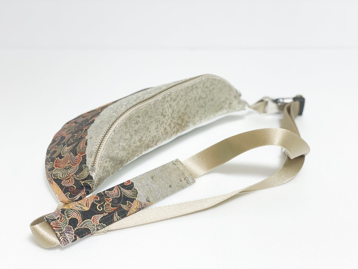 Waist・Cross-body Bag【Waku】クロスボディーバッグ【和久】