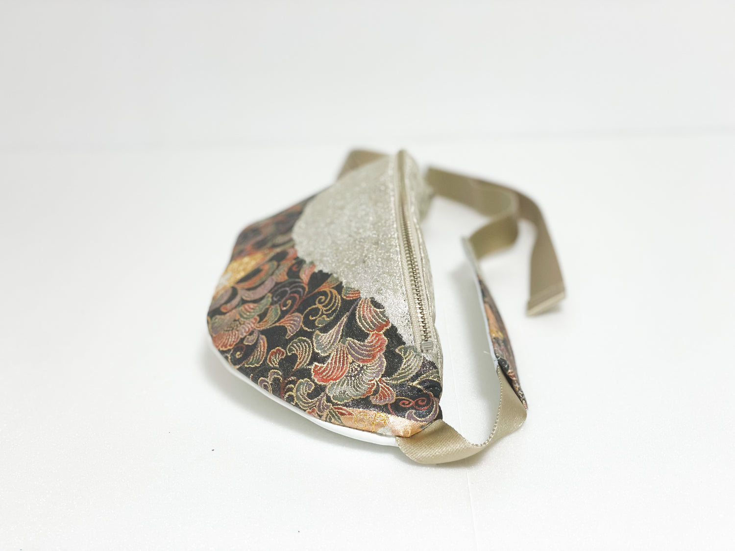 Waist・Cross-body Bag【Waku】クロスボディーバッグ【和久】