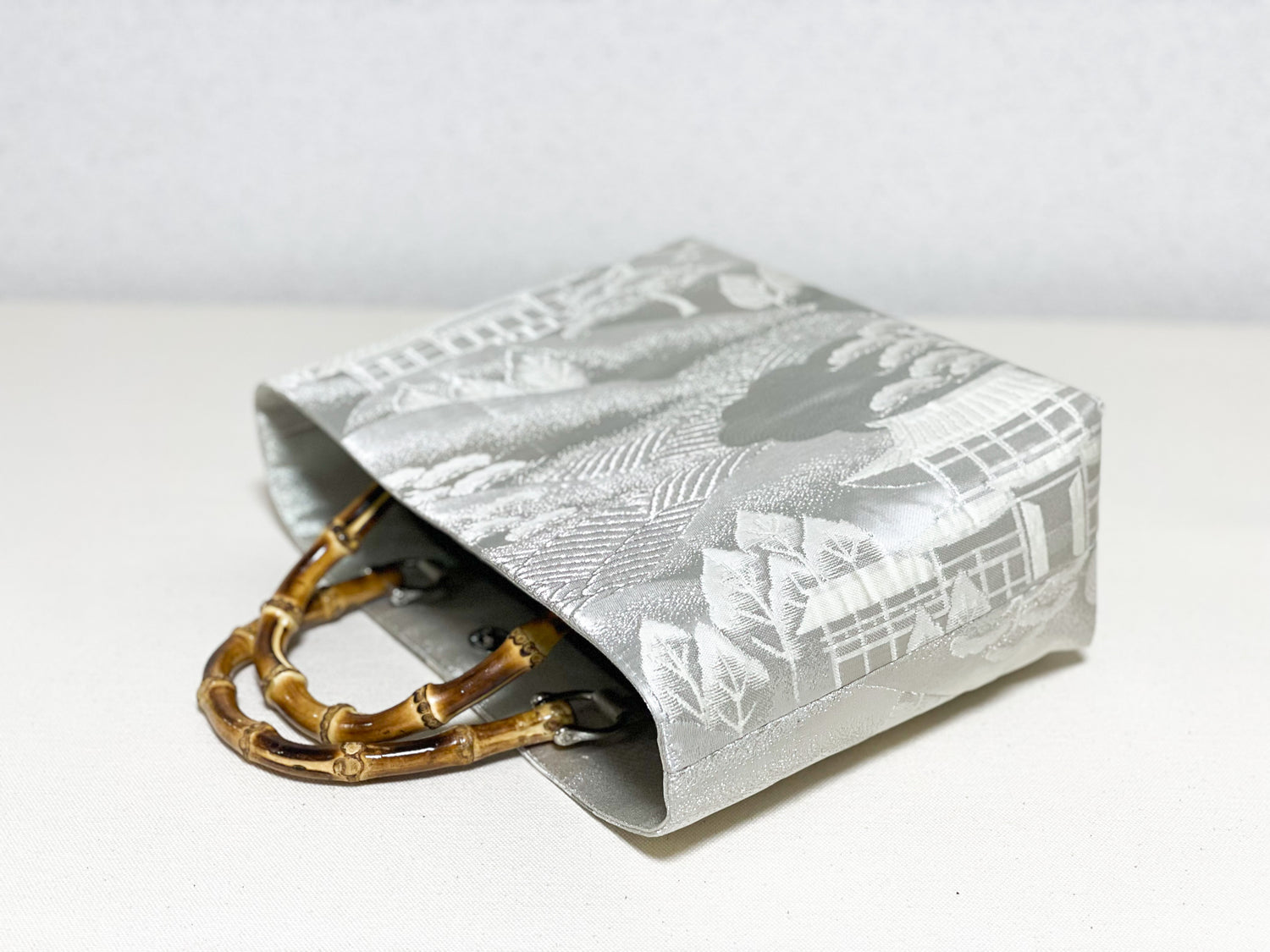 【Platinum Collection】Eternity Tote Bag with bamboo handle 【Ginpuu】  竹持ち手のエタニティトート【銀風】