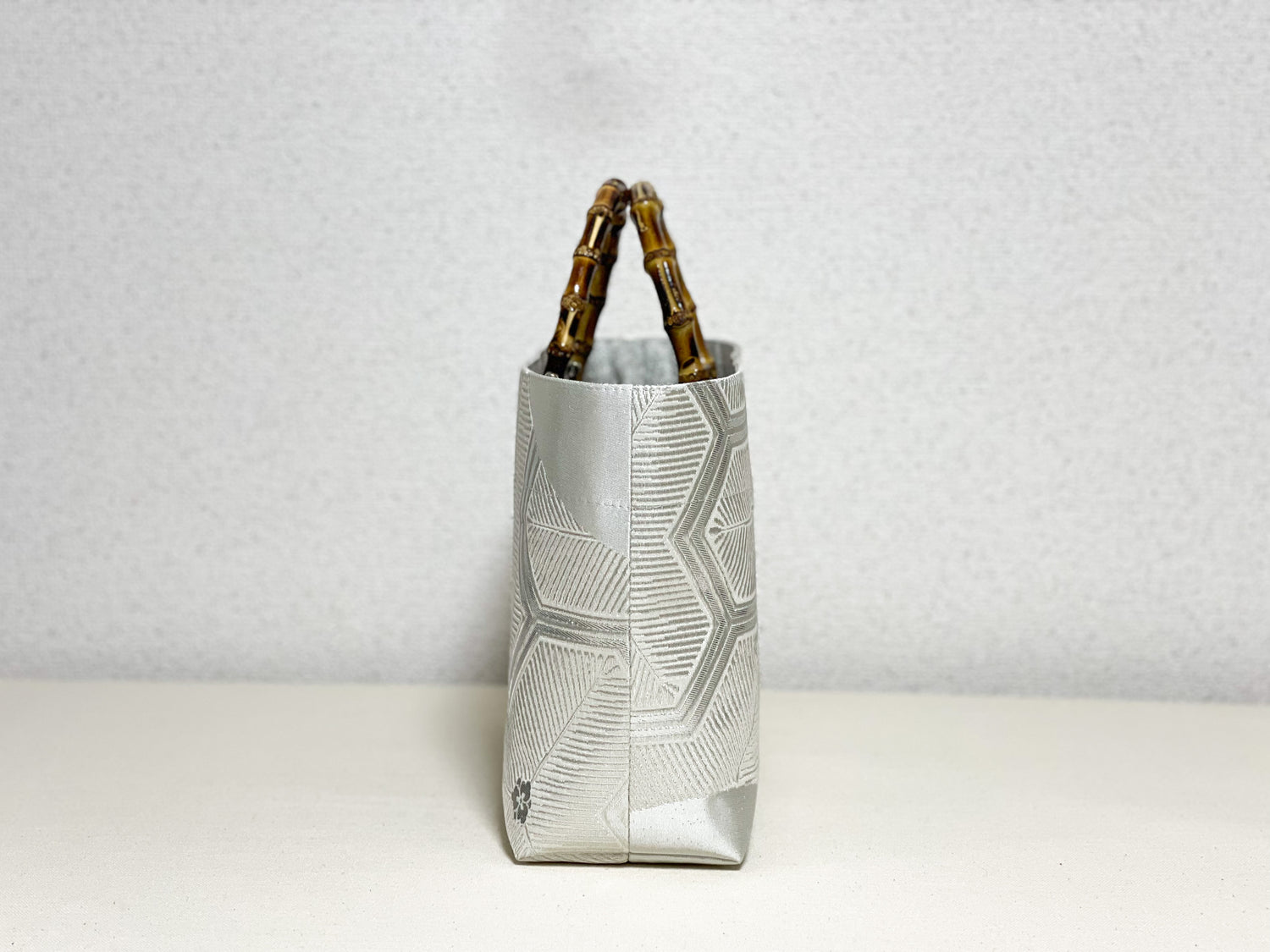 【Platinum Collection】Eternity Tote Bag with bamboo handle 【Mitsuki】  竹持ち手のエタニティトート【三月】