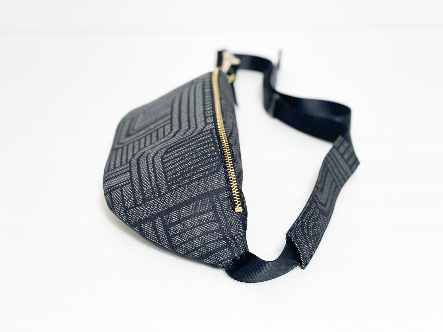 【Oshima Collection】Body-bag 【大島コレクション】ボディーバッグ (1M1)