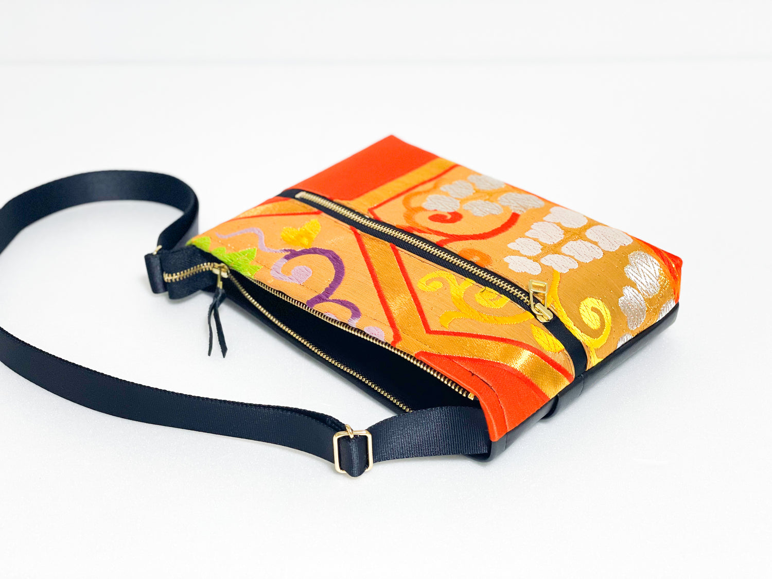 Sacoche Elite【Kasane】サコッシュ Elite【花紗音】