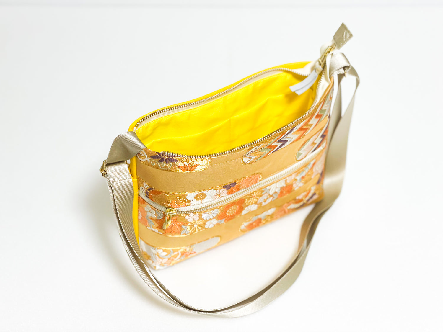 Sacoche Elite【Shiina】サコッシュ Elite【詩衣那】