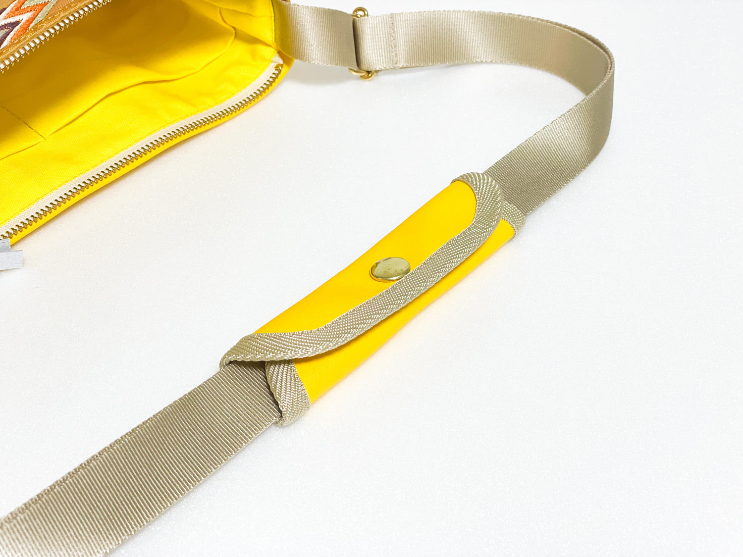 Sacoche Elite【Shiina】サコッシュ Elite【詩衣那】