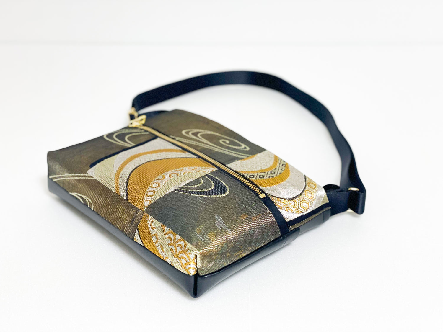 Sacoche Elite【Shifumi】サコッシュ Elite【詩文】