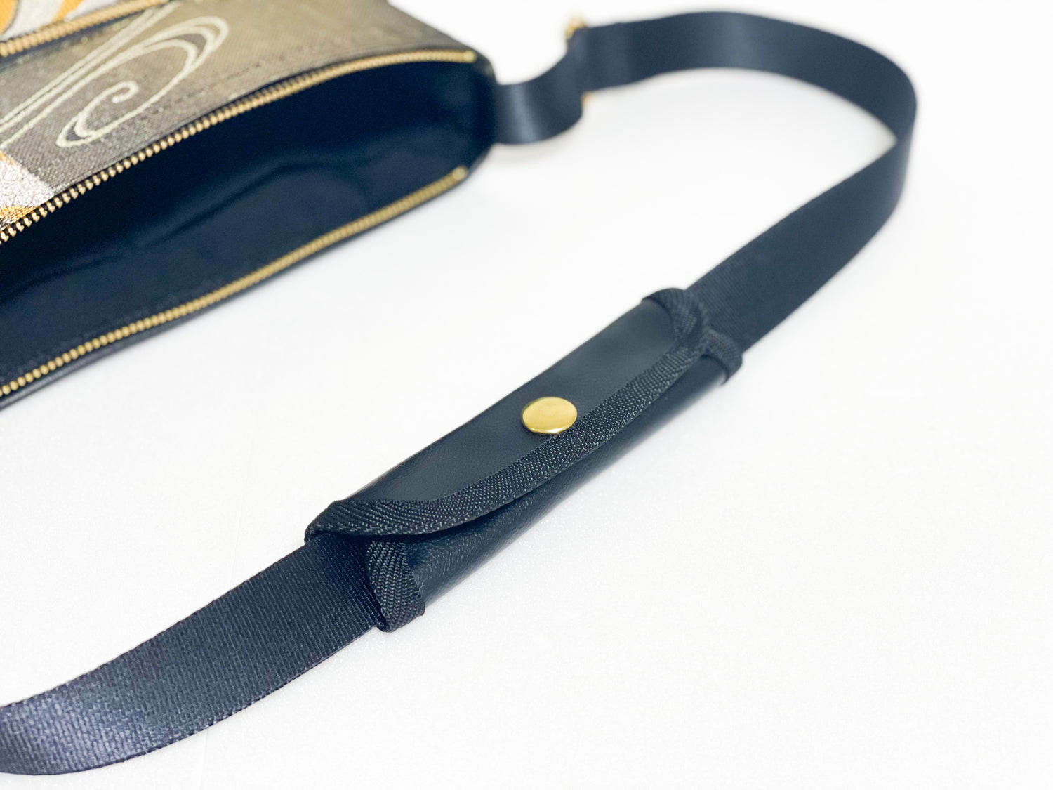 Sacoche Elite【Shifumi】サコッシュ Elite【詩文】