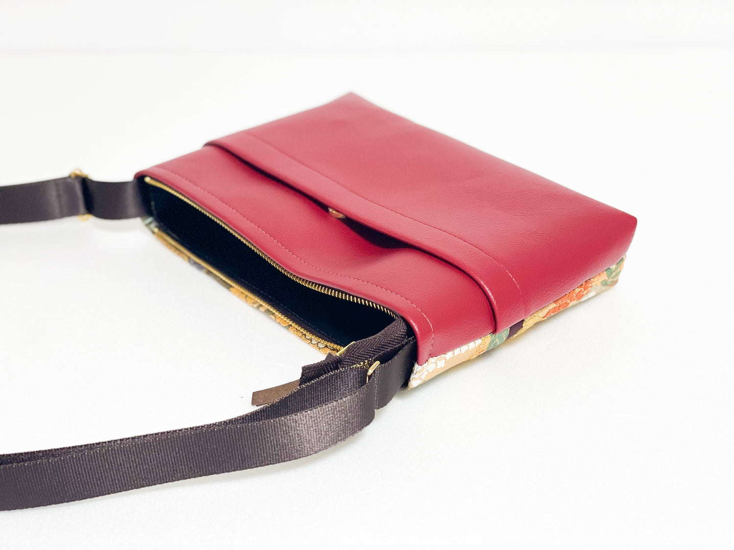 Sacoche Elite【Ichiru】サコッシュ Elite【一縷】