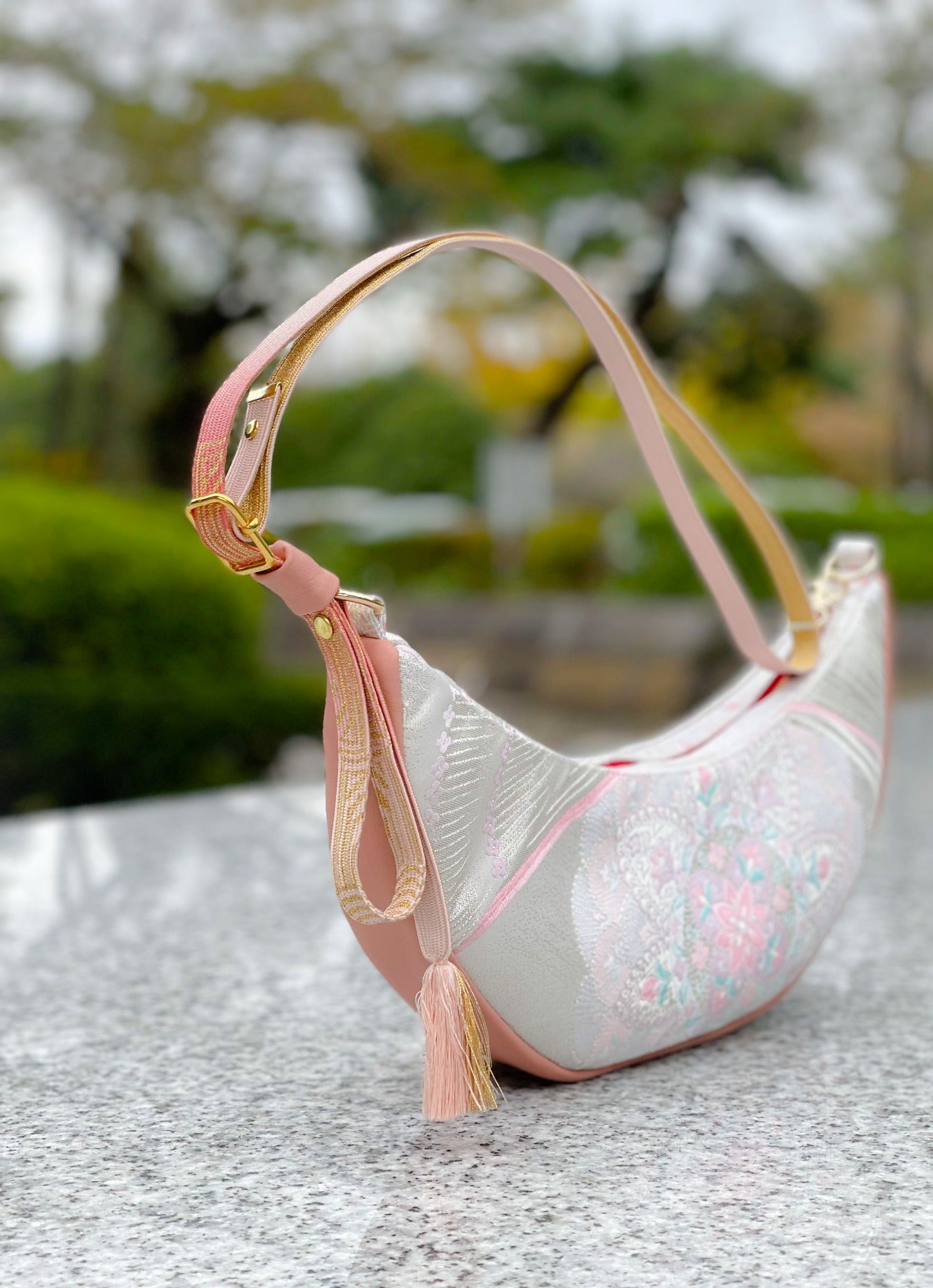 Crescent Shoulder Bag【Kagayaki】 三日月ショルダーバッグ【輝】