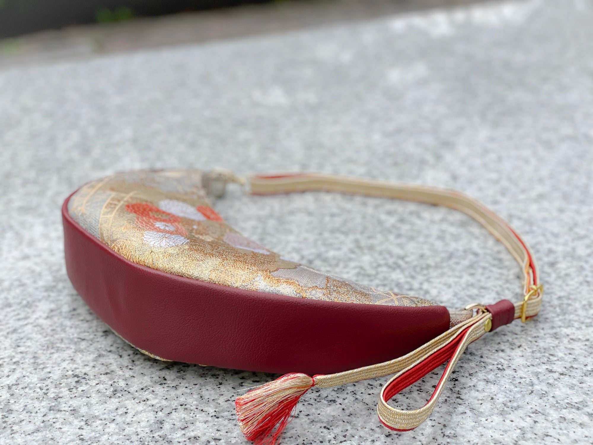 Crescent Shoulder Bag【Kokonoe】 三日月ショルダーバッグ【九重】