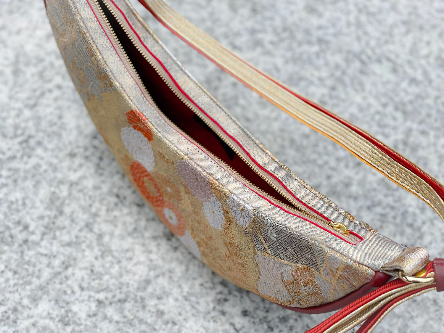 Crescent Shoulder Bag【Kokonoe】 三日月ショルダーバッグ【九重】