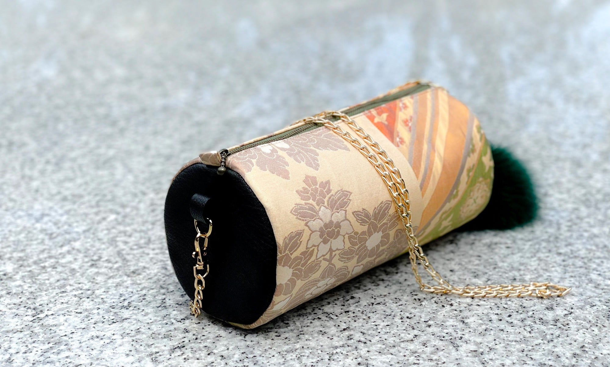 Cylinder Shoulder Pouch【Kotobuki】 筒型シリンダーポーチ【寿】