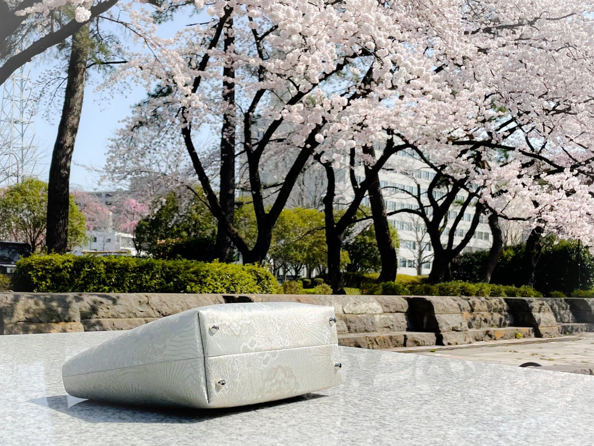 Eternity Tote Bag with bamboo handle 【Ginpaku】 竹持ち手のエタニティトートバッグ【銀箔】
