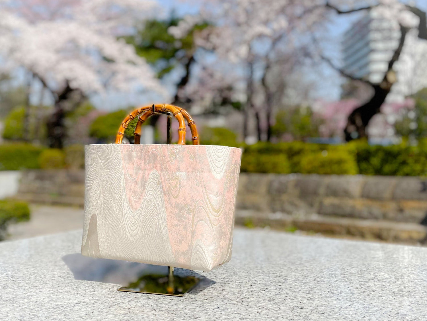 Eternity Tote Bag with bamboo handle 【Izumi】  竹持ち手のエタニティトートバッグ【和泉】