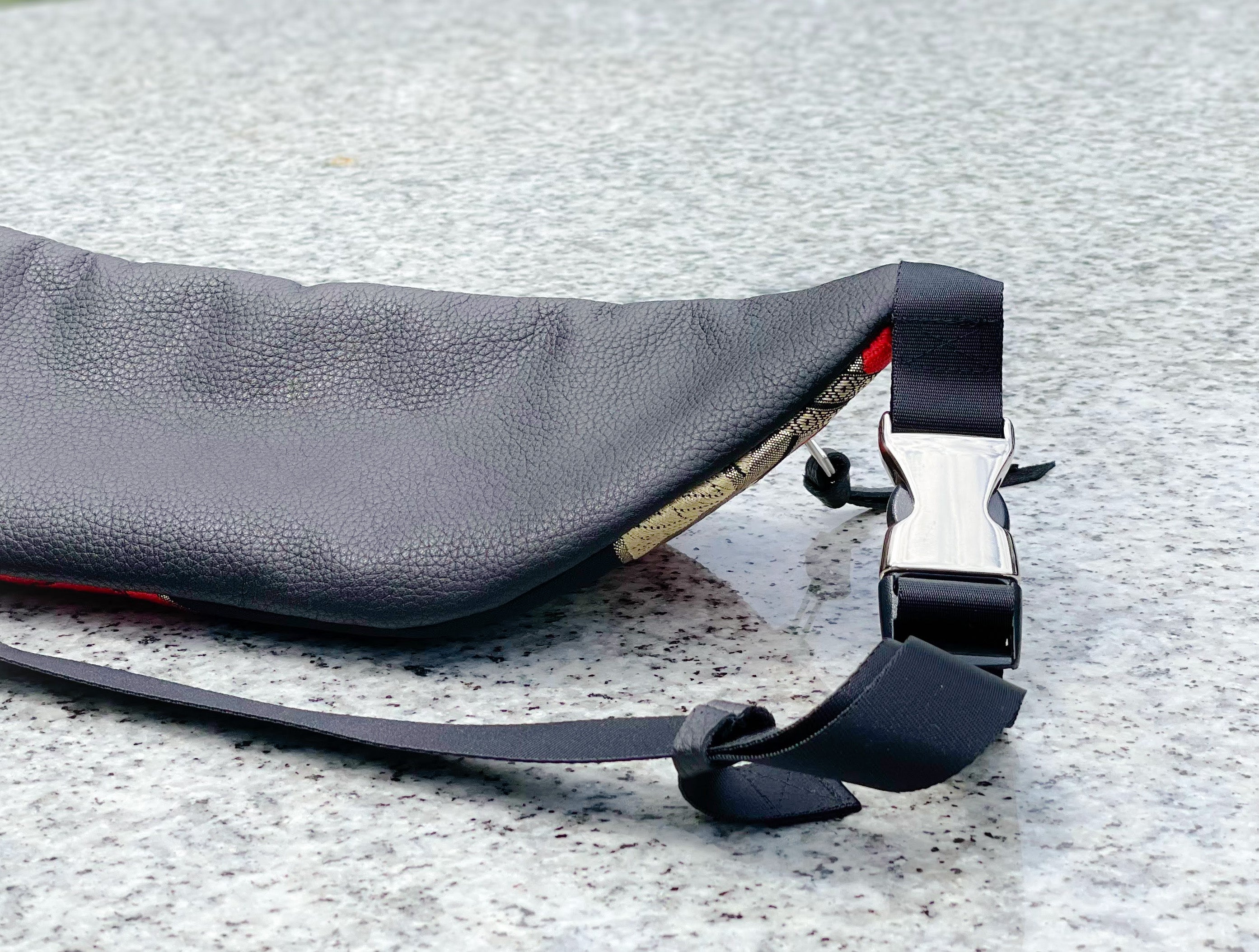 Waist・Cross-body Bag【Ichika】クロスボディーバッグ【一華】
