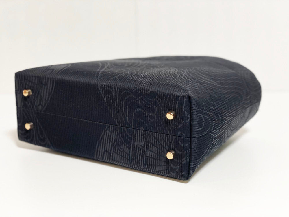 Eternity Tote Bag with bamboo handle 【Kyoto Black 02】 　竹持ち手のエタニティトートバッグ【西陣ブラック02】