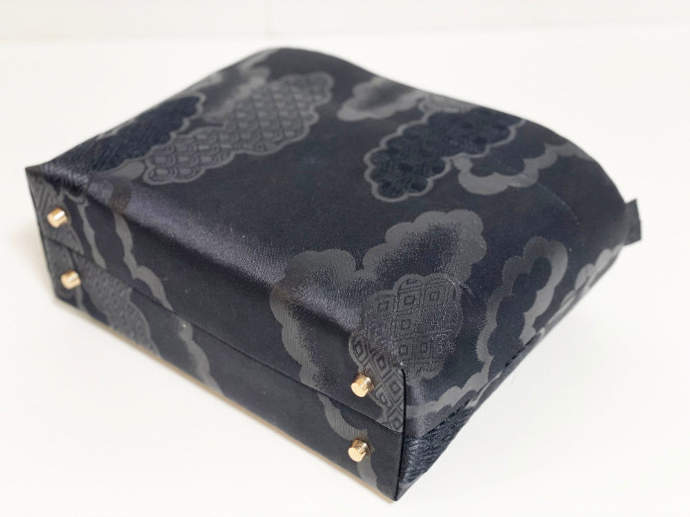 Eternity Tote Bag with bamboo handle 【Kyoto Black 06】 竹持ち手のエタニティトートバッグ【西陣ブラック06】