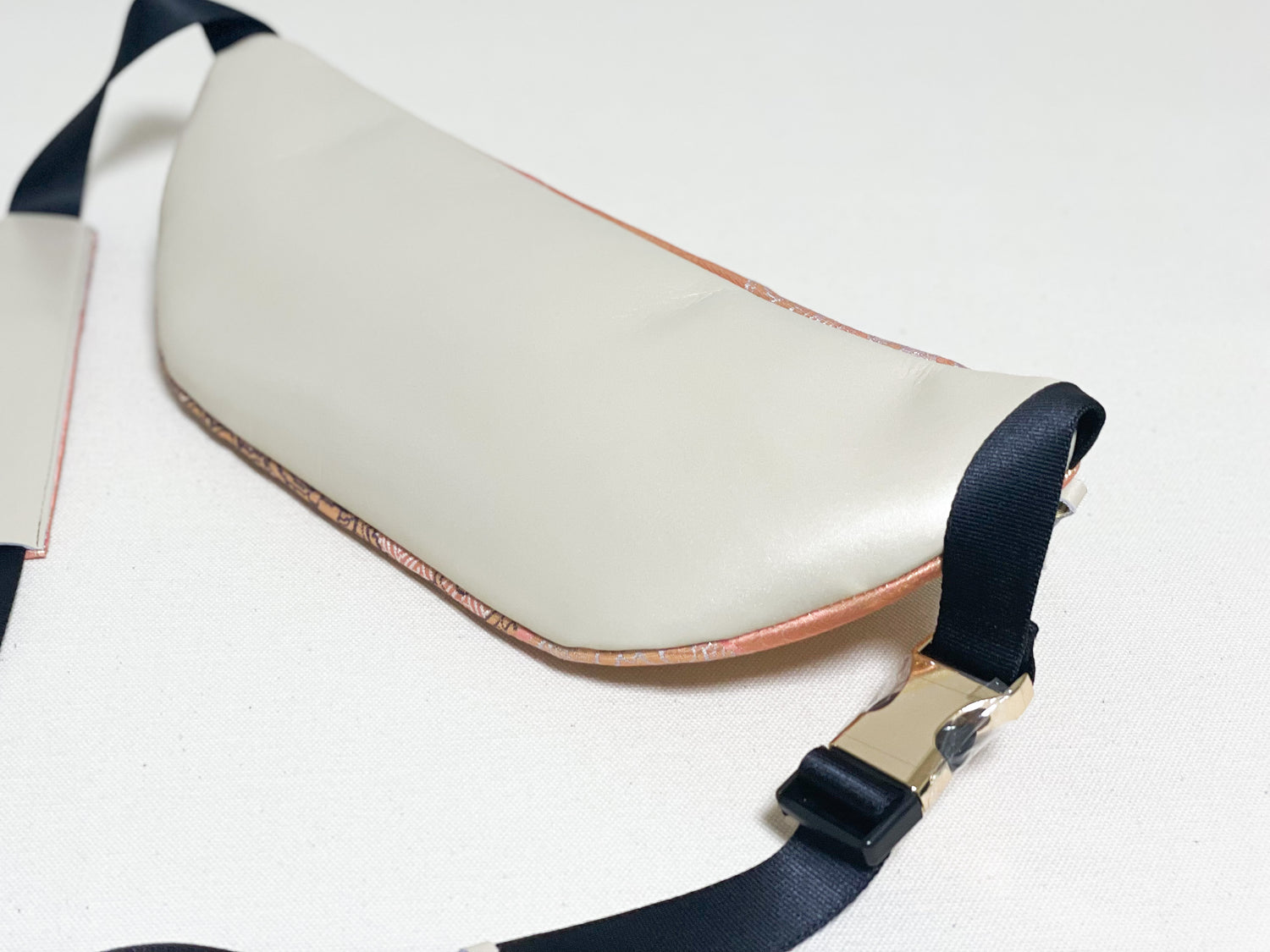 Waist・Cross-body Bag【Meikou】クロスボディーバッグ【明光】