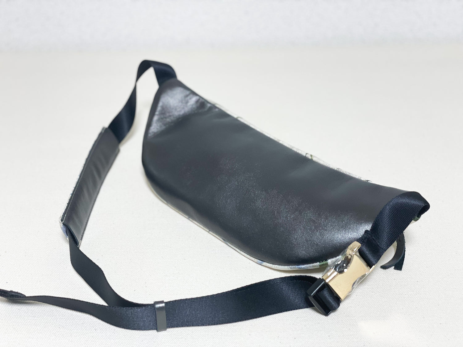 Waist・Cross-body Bag【Sakaki】クロスボディーバッグ【賢木】