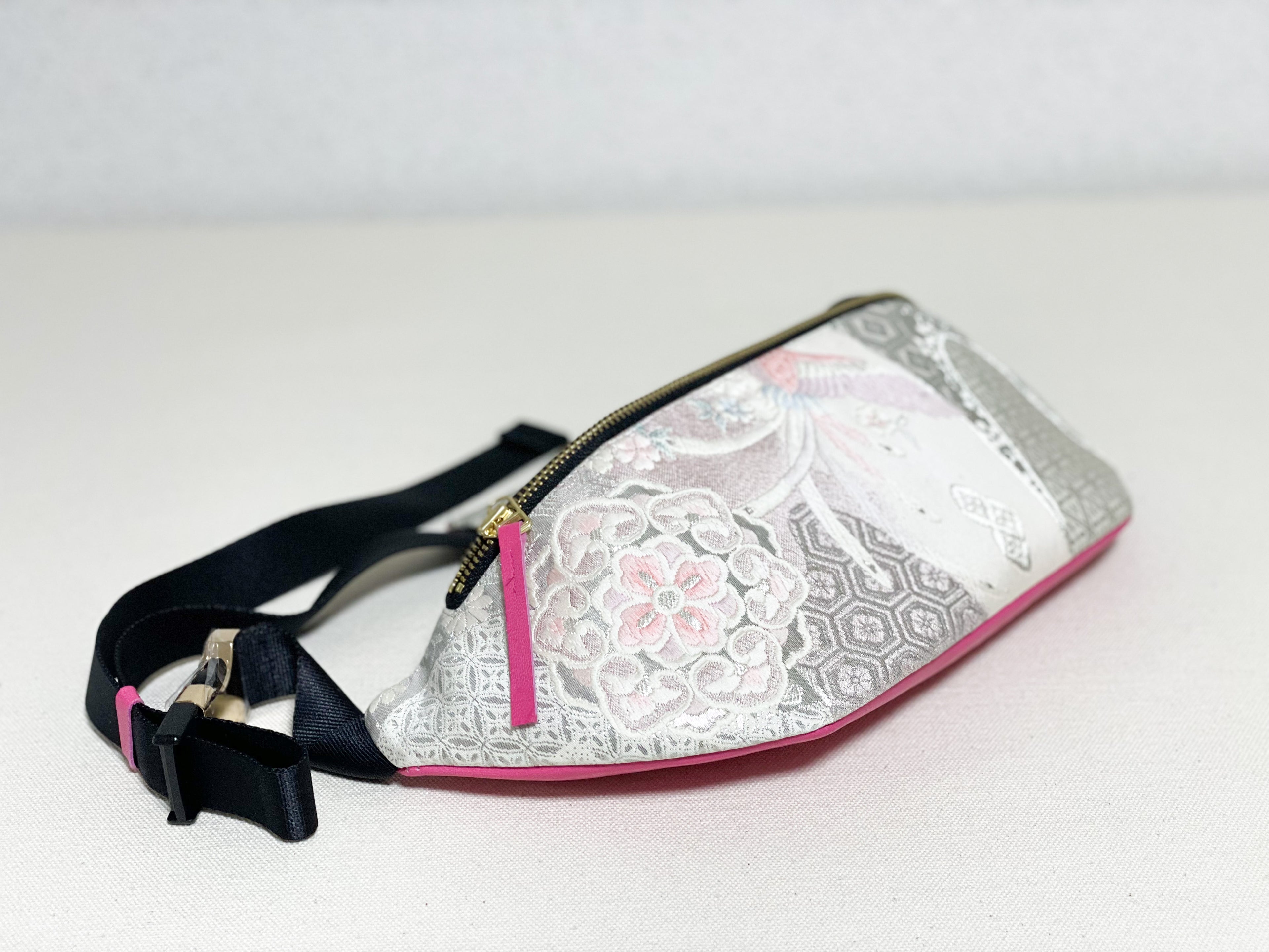 【Platinum Collection】Waist・Cross-body Bag【Ginbu】クロスボディーバッグ【銀踊】