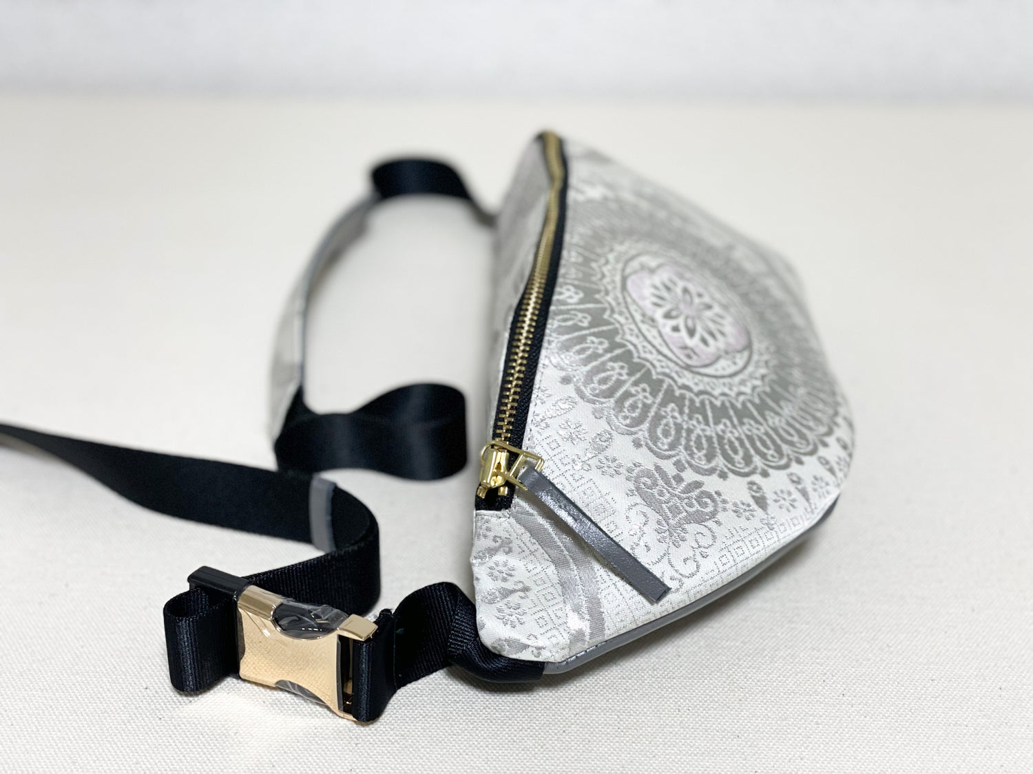 【Platinum Collection】Waist・Cross-body Bag【Ginrin】クロスボディーバッグ【銀麟】