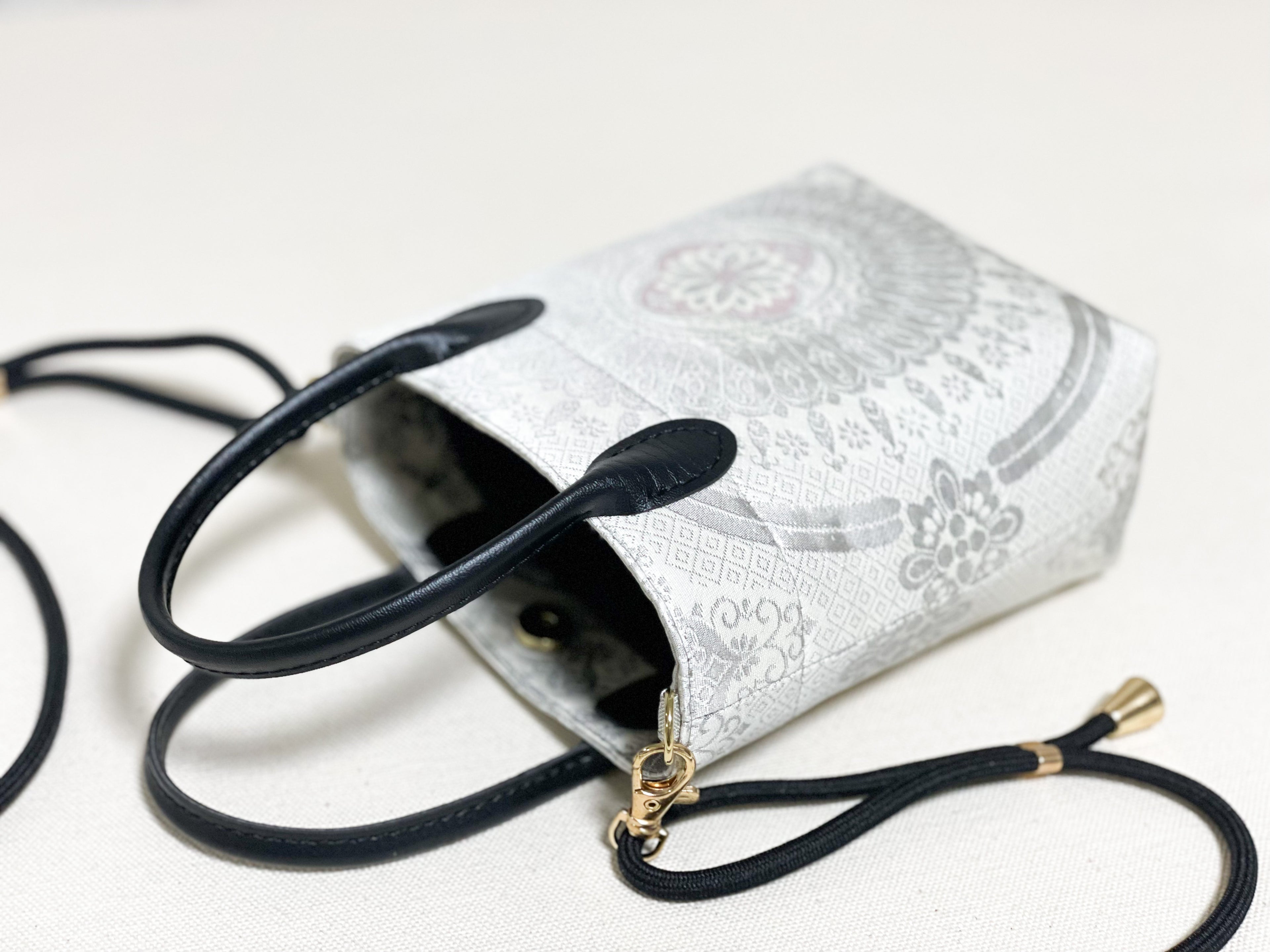 【Platinum Collection】Petit Shoulder Pouch【Ginrin】プチショルダーポーチ【銀鱗】